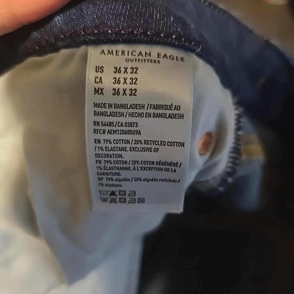 American Eagle Outfitters Dark Blue Straight Jeans - Picture 3 of 3